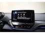 Volkswagen ID.4 Pro 77 kWh 3 fase [ Matrix LED Stoel-en stuurverwarming Trekhaak 360°-camera ]