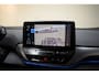 Volkswagen ID.4 Pro 77 kWh 3 fase [ Matrix LED Stoel-en stuurverwarming Trekhaak 360°-camera ]