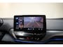 Volkswagen ID.4 Pro 77 kWh 3 fase [ Matrix LED Stoel-en stuurverwarming Trekhaak 360°-camera ]