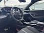 Peugeot e-2008 EV GT 54 kWh | Camera | Adaptive Cruise Control | 3D Cockpit | Warmtepomp | Apple Carplay/Android Auto