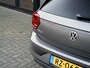 Volkswagen Polo 1.0 TSI 95PK Comfortline | Origineel NL | Navigatie | Adaptieve Cruise Control | Apple Carplay | Android Auto | Airco | Parkeersensoren | Privacy Glas | Metallic Lak | 17'' Lichtmetalen Velgen |