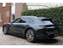 Porsche Taycan Cross Turismo 4 93 kWh | Sport chrono | Passenger display | ACC | 1e eigenaar