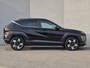 Hyundai Kona 1.6 GDI HEV Comfort Smart Automaat / Fabrieksgarantie tot 2-2030 / Stuur- & Stoel verwarming / Achteruitrijcamera / Apple Carplay Android Auto / Keyless Entry/Start / Adaptief cruise control / Draadloze telefoon lader / Climate control /