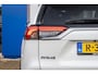 Toyota RAV4 2.5 Hybrid Bi-Tone | Trekhaak | Cruise adaptief | Camera | Stoel verwarming | Navi | Elek. verstelbare bestuurdersstoel | Keyless | Achteruitrijcamera | Afneembare Trekhaak  | Cruise control adaptief