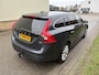 Volvo V60 1.6 D2 Kinetic / AUTOMAAT / NAVI / SCHUIFDAK