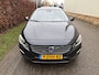 Volvo V60 1.6 D2 Kinetic / AUTOMAAT / NAVI / SCHUIFDAK