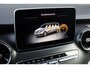 Mercedes-Benz V-klasse 300d Extra Lang DC AMG Line | Avantgarde | Burmester | Trekhaak | Leder | Sfeerverlichting | Dodehoekassistent | Surround Camera | Spoorassistent | Stoelverwarming | Intelligent Light System |