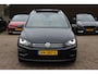 Volkswagen Golf Sportsvan 1.4 TSI Highline R-line / Trekhaak / Panoramadak / Camera / Navigatie / 18'' / DAB / Stoelverwarming / Cruise Control / Getint glas