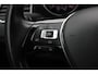 Volkswagen Golf Sportsvan 1.4 TSI Highline R-line / Trekhaak / Panoramadak / Camera / Navigatie / 18'' / DAB / Stoelverwarming / Cruise Control / Getint glas