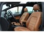 Volkswagen Golf Sportsvan 1.4 TSI Highline R-line / Trekhaak / Panoramadak / Camera / Navigatie / 18'' / DAB / Stoelverwarming / Cruise Control / Getint glas