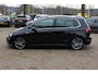 Volkswagen Golf Sportsvan 1.4 TSI Highline R-line / Trekhaak / Panoramadak / Camera / Navigatie / 18'' / DAB / Stoelverwarming / Cruise Control / Getint glas