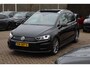 Volkswagen Golf Sportsvan 1.4 TSI Highline R-line / Trekhaak / Panoramadak / Camera / Navigatie / 18'' / DAB / Stoelverwarming / Cruise Control / Getint glas