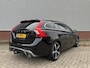 Volvo V60 2.0 D4 R-Design|Pano|Trekhaak|Stoelverwarming|Leder|Camera|Cruise|