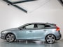 Volvo V40 1.5 T3 Polar+ R-design, Panoramdak, Trekhaak, LED, Lederen bekleding, Camera, H&K