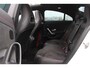 Mercedes-Benz CLA 200 Business Solution AMG / Panoramadak / Camera / Sfeerverlichting / 18'' / Leder&Alcantara / Stoelverwarming / DAB / Cruise Control
