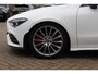 Mercedes-Benz CLA 200 Business Solution AMG / Panoramadak / Camera / Sfeerverlichting / 18'' / Leder&Alcantara / Stoelverwarming / DAB / Cruise Control