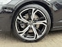Volvo S60 2.0 B4 Plus Dark | Sportstoelen | 19 inch Lichtmetalen Velgen | Stoelverwarming | Apple Carplay | Android Auto | Achteruitrijcamera | BLIS | Keyless Entry