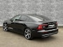Volvo S60 2.0 B4 Plus Dark | Sportstoelen | 19 inch Lichtmetalen Velgen | Stoelverwarming | Apple Carplay | Android Auto | Achteruitrijcamera | BLIS | Keyless Entry