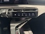 Peugeot 3008 1.2 Hybrid 136 Allure | Automaat | Climate Control | Stuurwiel Verwarmd | Full Map Navigatie | Apple Carplay / Android Auto | 360 Camera | Parkeersensoren | Bekleding Half Leder