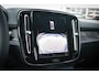 Volvo XC40 Extended Range Plus 82kWh | Adaptive cruise control | Achteruitrijcamera | Stoel- en stuurverwarming | Dodehoekdetectie | Parkeersensoren | Apple Carplay | Android Auto