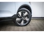 Volvo XC40 Extended Range Plus 82kWh | Adaptive cruise control | Achteruitrijcamera | Stoel- en stuurverwarming | Dodehoekdetectie | Parkeersensoren | Apple Carplay | Android Auto