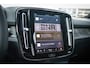 Volvo XC40 Extended Range Plus 82kWh | Adaptive cruise control | Achteruitrijcamera | Stoel- en stuurverwarming | Dodehoekdetectie | Parkeersensoren | Apple Carplay | Android Auto