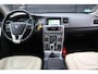 Volvo V60 2.0 D3 Momentum Leer/Navigatie/Adaptive/Blis/Parkeersensor/Trekhaak afneembaar
