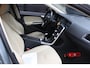 Volvo V60 2.0 D3 Momentum Leer/Navigatie/Adaptive/Blis/Parkeersensor/Trekhaak afneembaar