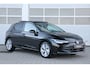 Volkswagen Golf 1.5 eHybrid 204pk Life Edition | SoH 100% | Panoramadak | Trekhaak Elektrisch Uitklapbaar | Adaptieve Cruise Control