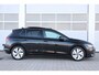 Volkswagen Golf 1.5 eHybrid 204pk Life Edition | SoH 100% | Panoramadak | Trekhaak Elektrisch Uitklapbaar | Adaptieve Cruise Control