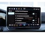 Volkswagen Golf 1.5 eHybrid 204pk Life Edition | SoH 100% | Panoramadak | Trekhaak Elektrisch Uitklapbaar | Adaptieve Cruise Control