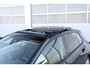 Volkswagen Golf 1.5 eHybrid 204pk Life Edition | SoH 100% | Panoramadak | Trekhaak Elektrisch Uitklapbaar | Adaptieve Cruise Control