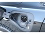 Volkswagen Golf 1.5 eHybrid 204pk Life Edition | SoH 100% | Panoramadak | Trekhaak Elektrisch Uitklapbaar | Adaptieve Cruise Control