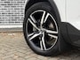Volvo XC40 2.0 T5 AWD Intro Edition | Navigatie | Apple Carplay | Android Auto | Panoramadak | Adaptive Cruise Control | Lederen bekleding | Rondomzicht camera