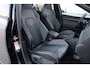 Volkswagen Golf 1.5 eTSI 150pk DSG R-Line | Panoramadak | Achteruitrijcamera | Stoelverwarming | Navigatie