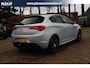 Alfa Romeo Giulietta 1.4 T Exclusive Aut. | LED | Leder | Navigatie | Cruise Control | Automaat | Historie | PDC | Lichtmetaal |