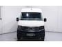 Volkswagen Crafter 2.0 TDI 102 pk L3H3 Navi, Trekhaak 2.500 kg Airco, Laadruimte Pakket, PDC V+A, Apple Carplay, 3-Zits