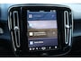 Volvo XC40 Recharge Plus 70 kWh | Navigatie | Apple Carplay | Android Auto | Warmtepomp | Achteruitrijcamera | Parkeersensoren | Keyless Entry |