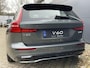 Volvo V60 2.0 T8 Plug-in hybrid AWD Plus Dark | Nappa Leder | 19" Velgen | Parkeercamera | Elektrische achterklep