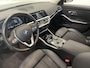 BMW 3-Serie Touring 330e Touring SportLine PHEV 292 PK AUT Navi Carplay Camera Achter PDC V+A Winterpack Sport Stoelen Active Protection Ambiance Licht