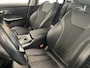 BMW 3-Serie Touring 330e Touring SportLine PHEV 292 PK AUT Navi Carplay Camera Achter PDC V+A Winterpack Sport Stoelen Active Protection Ambiance Licht