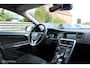 Volvo V60 Momentum 150 PK 18" 100% Onderhouden!