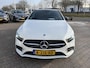 Mercedes-Benz A-klasse 180 Business Solution AMG | Panoramadak | Trekhaak | Widescreen |