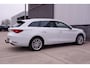 SEAT Leon Sportstourer 1.5 eTSI Xcellence M-Hybrid | LED | Panorama | Elek. Trekhaak | Carplay | Navi | Sfeerverl. | Camera