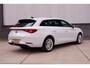 SEAT Leon Sportstourer 1.5 eTSI Xcellence M-Hybrid | LED | Panorama | Elek. Trekhaak | Carplay | Navi | Sfeerverl. | Camera