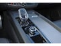 Volvo XC60 T8 Recharge AWD Polestar Engineered - Panorama/schuifdak - IntelliSafe Assist & Surround - 360º Camera - Bowers & Wilkins audio - Adaptieve LED koplampen - Verwarmde voorstoelen, stuur & achterbank - Parkeersensoren voor & achter - Elektr. bedienb. voorstoelen met geheugen - Head up display - Draadloze tel. lader - Standkachel - Extra getint glas - Elektr. inklapbare trekhaak - 22' LMV
