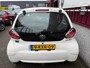 Toyota Aygo 1.0 VVT-i Now // 101 DKM NAP // Airco // Navi // 5-Deurs
