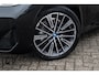 BMW X1 xDrive 30e M-Sport | 20 inch | Pano | Head-up