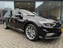 Volkswagen Passat 1.5 TSI R-LINE,Vol Leer,LED,Schuifdak,Digi Displ.,Cam,Trekhk afn.,BLIS,