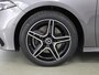 Mercedes-Benz A-klasse 250e Business Solution AMG | Panoramaschuifdak | Stoelverwarming | Achteruitrijcamera | MULTIBEAM LED |